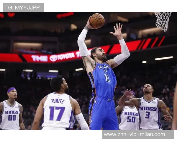 亚当斯场均仅22分钟却能拿下45个前场篮板领跑联盟表现惊人 亚当斯场均仅22分钟却能拿下45个前场篮板领跑联盟表现惊人